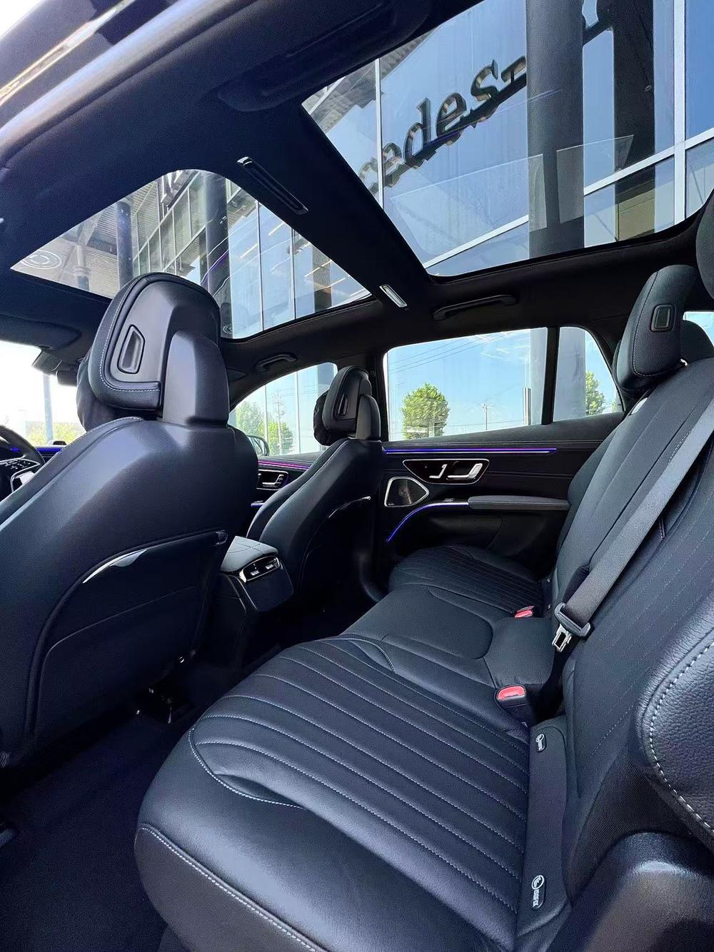 Mercedes-Benz Mercedes-Benz EQS SUV