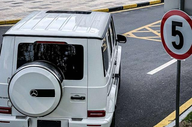 Mercedes-Benz Mercedes-Benz G-Class