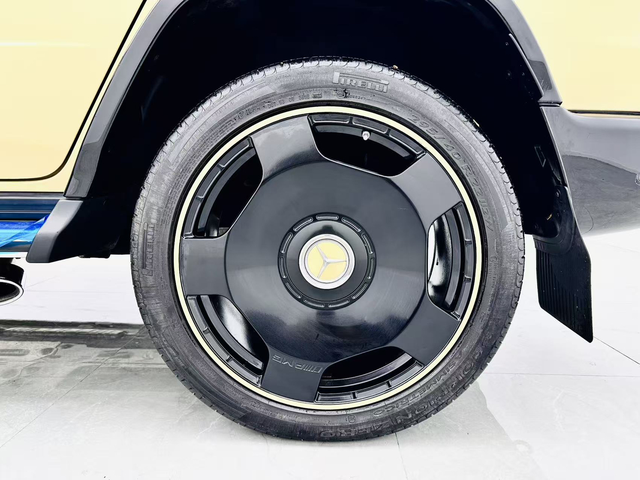 Mercedes-Benz Mercedes-Benz G-Class