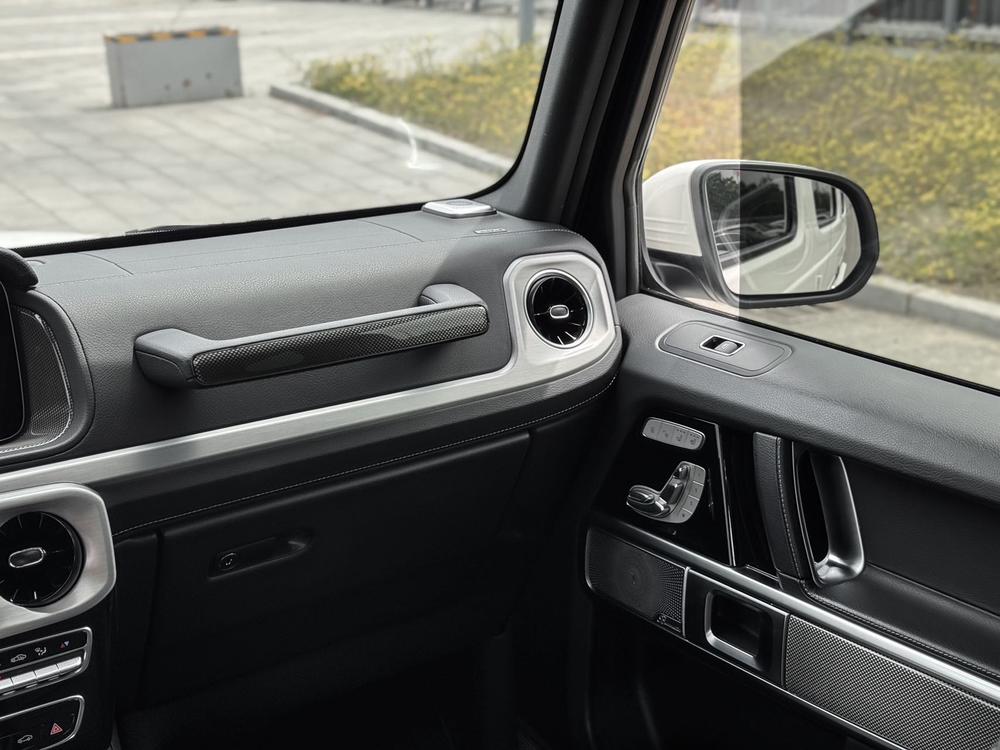 Mercedes-Benz Mercedes-Benz G-Class