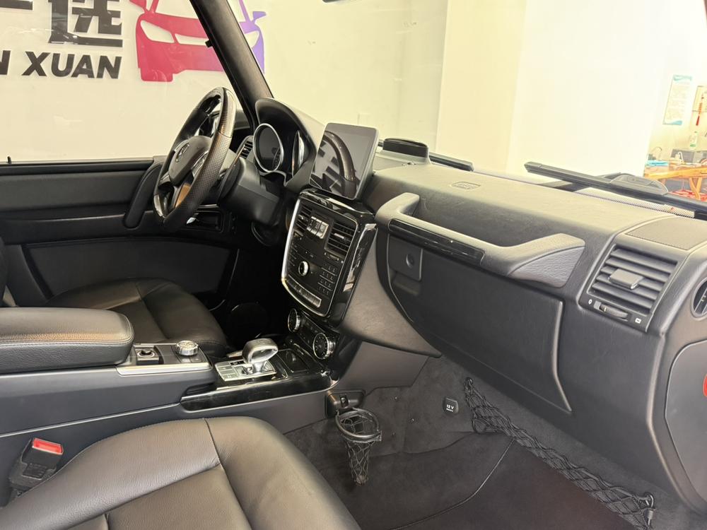 Mercedes-Benz Mercedes-Benz G-Class