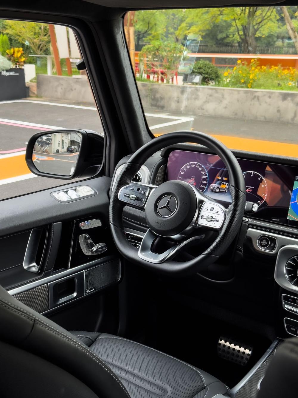 Mercedes-Benz Mercedes-Benz G-Class