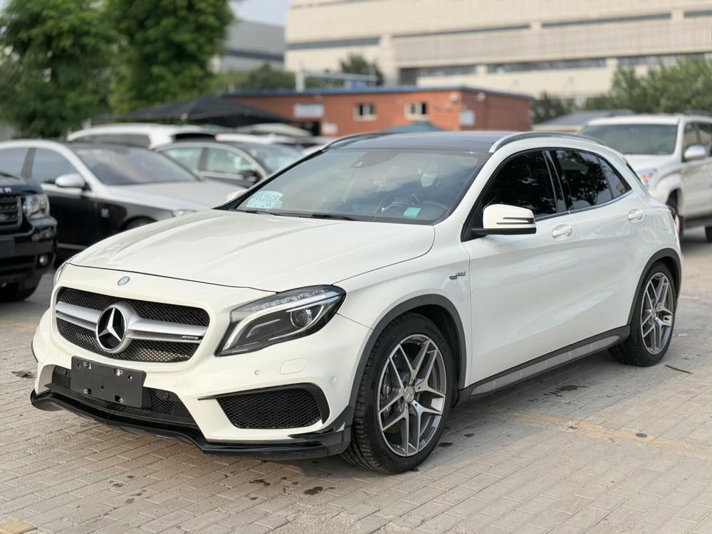 Mercedes-Benz Mercedes-Benz GLA AMG