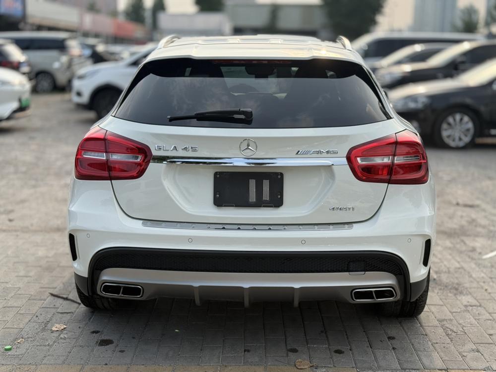 Mercedes-Benz Mercedes-Benz GLA AMG