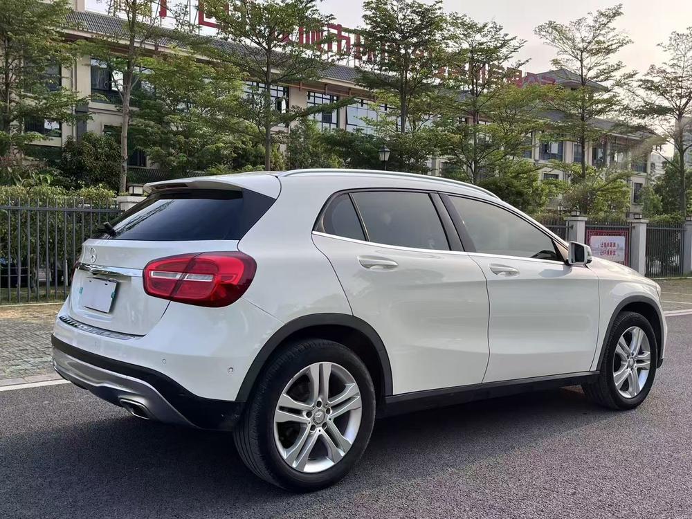 Mercedes-Benz Mercedes-Benz GLA (Import)