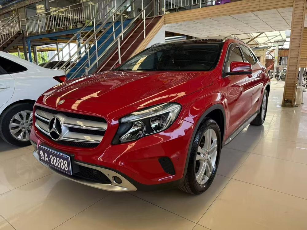 Mercedes-Benz Mercedes-Benz GLA