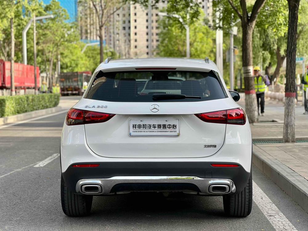 Mercedes-Benz Mercedes-Benz GLA