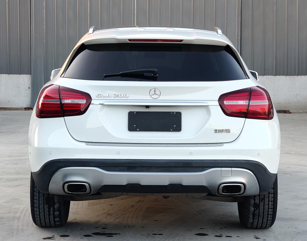 Mercedes-Benz Mercedes-Benz GLA