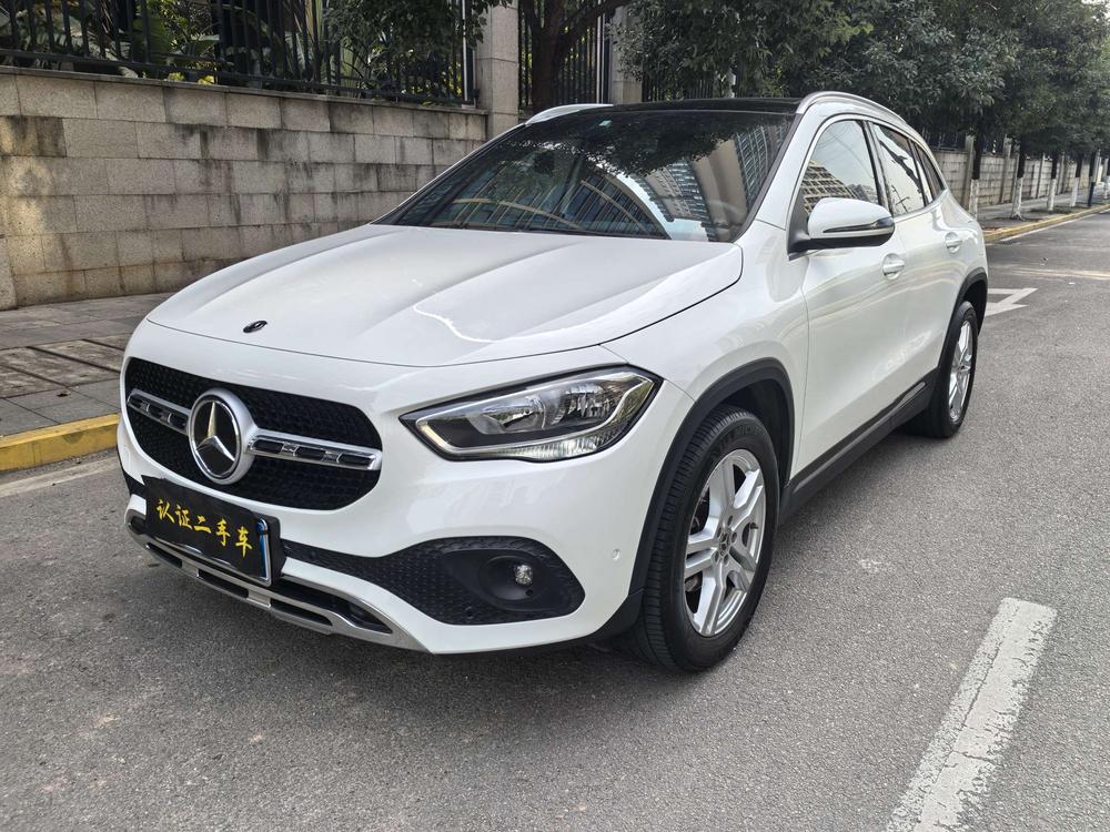 Mercedes-Benz Mercedes-Benz GLA