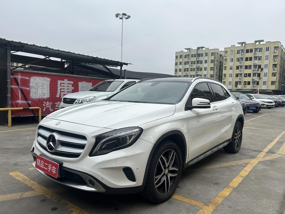 Mercedes-Benz Mercedes-Benz GLA