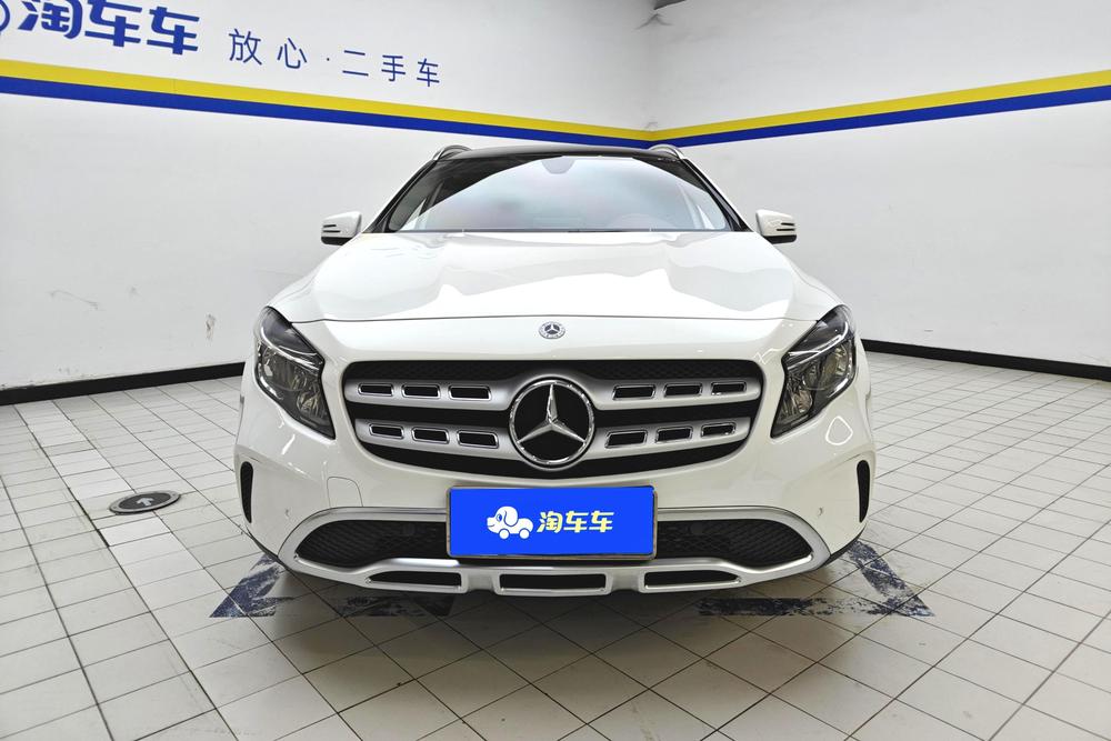 Mercedes-Benz Mercedes-Benz GLA