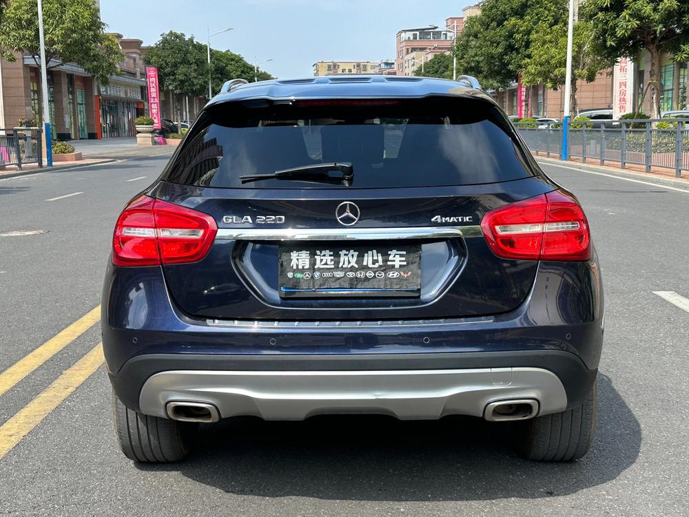 Mercedes-Benz Mercedes-Benz GLA