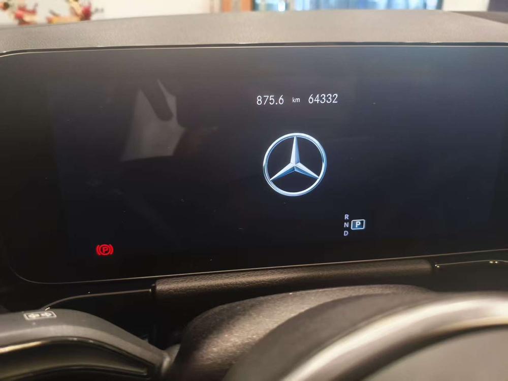 Mercedes-Benz Mercedes-Benz GLA