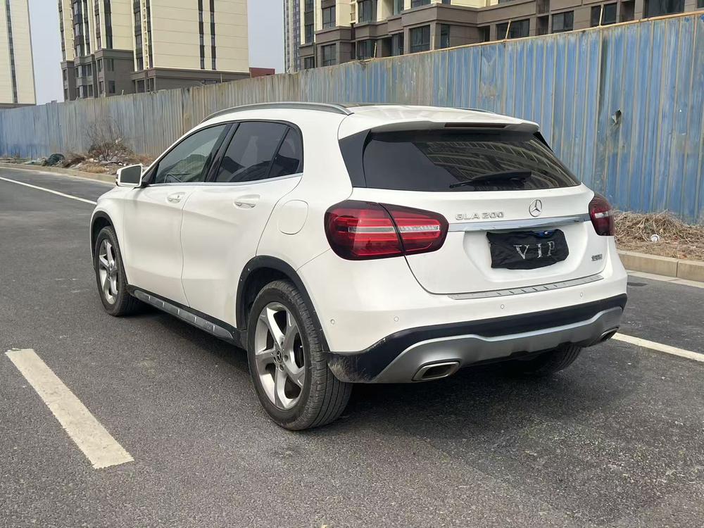 Mercedes-Benz Mercedes-Benz GLA