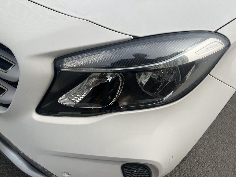 Mercedes-Benz Mercedes-Benz GLA