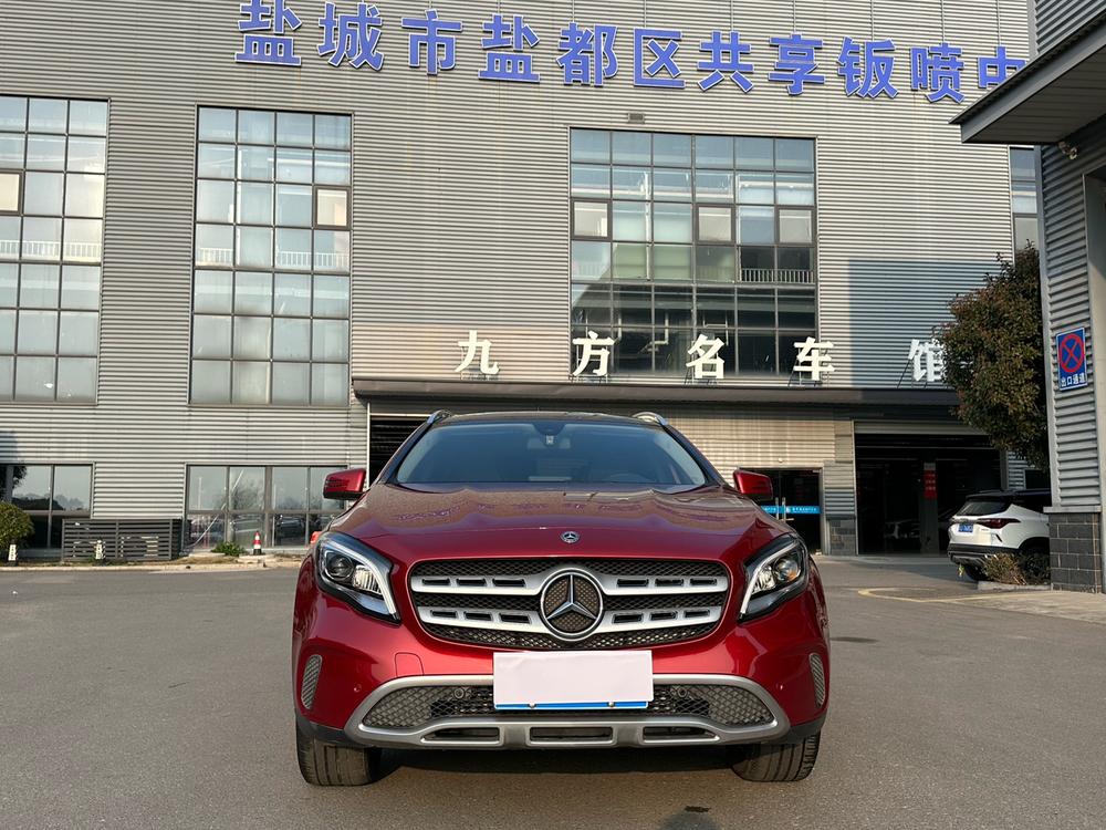 Mercedes-Benz Mercedes-Benz GLA