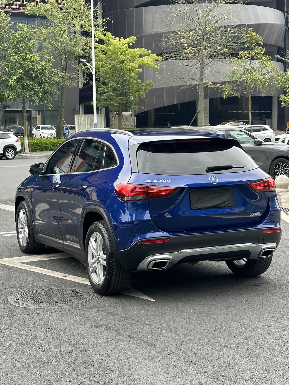 Mercedes-Benz Mercedes-Benz GLA