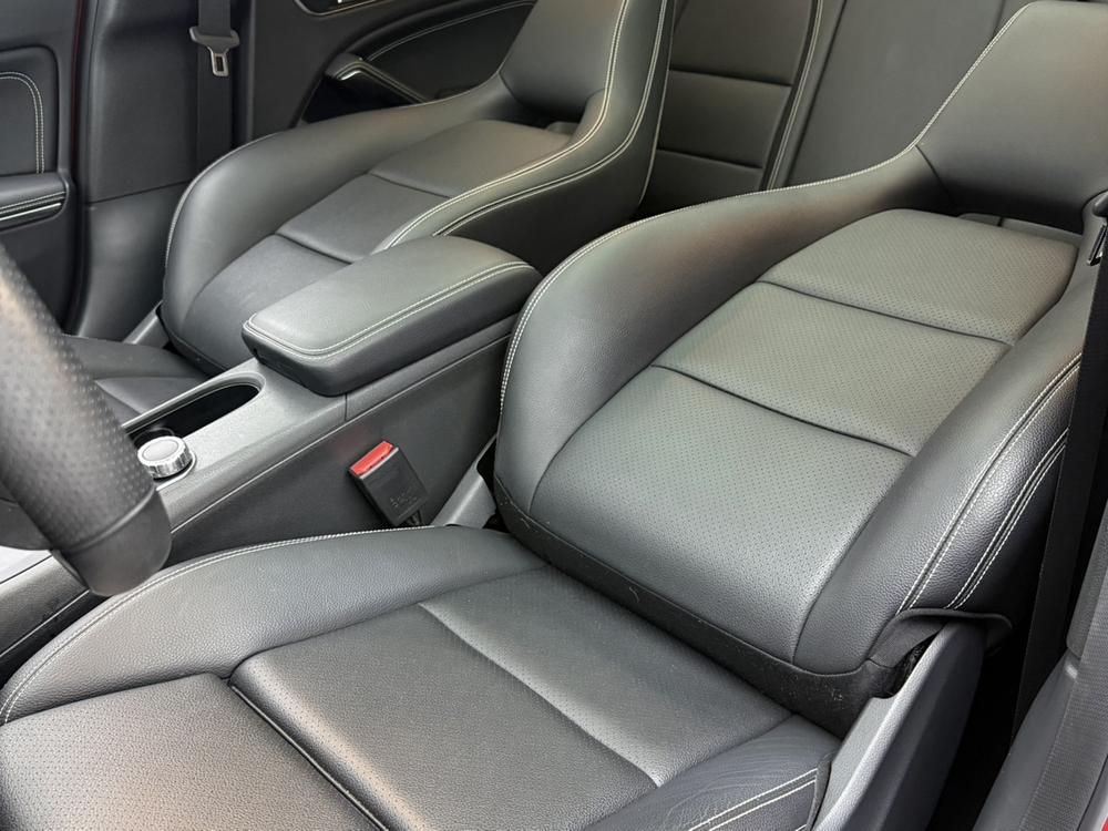 Mercedes-Benz Mercedes-Benz GLA