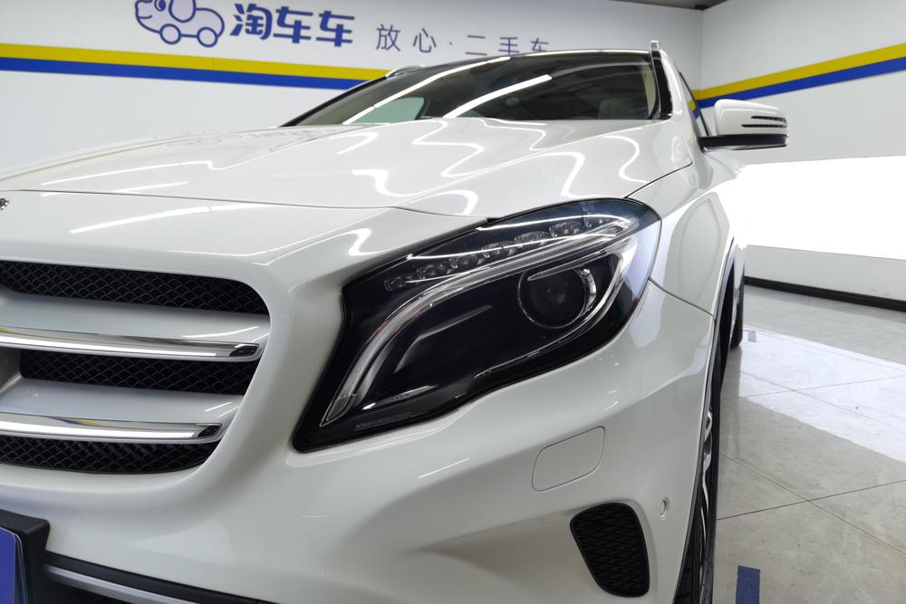 Mercedes-Benz Mercedes-Benz GLA