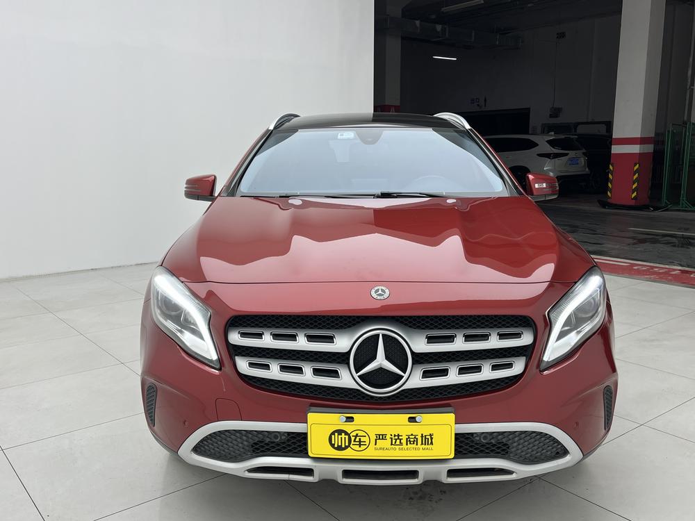 Mercedes-Benz Mercedes-Benz GLA