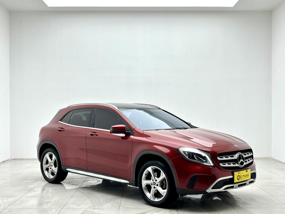 Mercedes-Benz Mercedes-Benz GLA