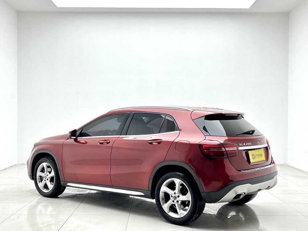 Mercedes-Benz Mercedes-Benz GLA