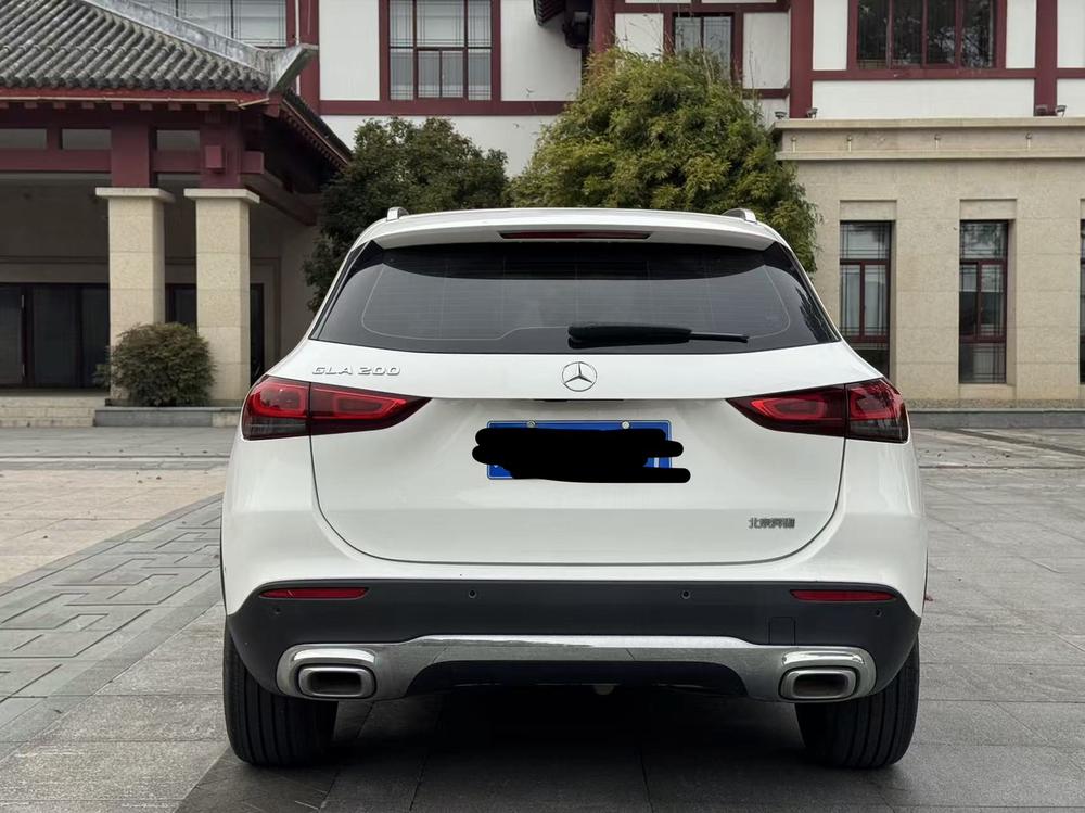 Mercedes-Benz Mercedes-Benz GLA