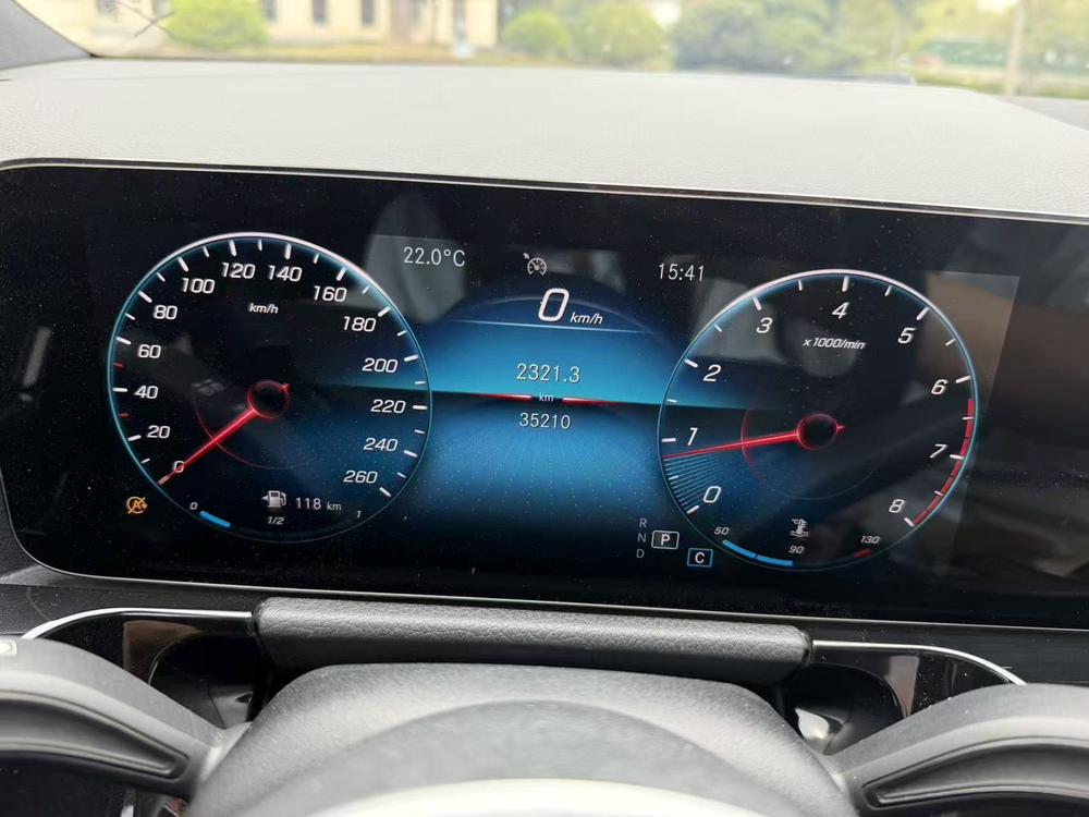 Mercedes-Benz Mercedes-Benz GLA