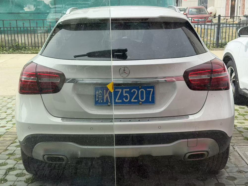 Mercedes-Benz Mercedes-Benz GLA