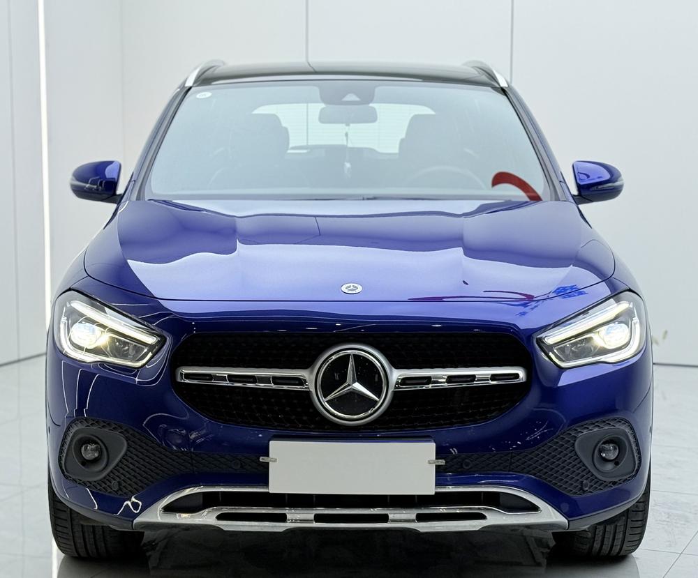 Mercedes-Benz Mercedes-Benz GLA