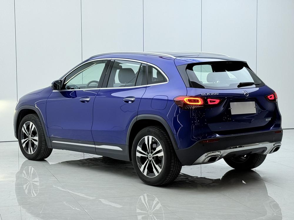 Mercedes-Benz Mercedes-Benz GLA