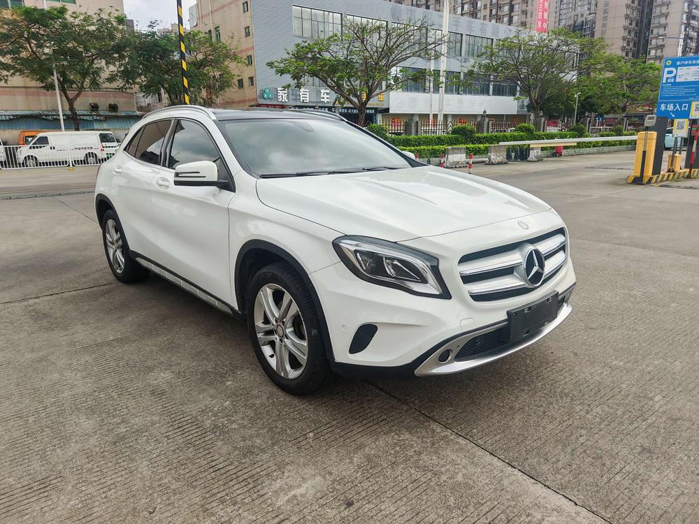 Mercedes-Benz Mercedes-Benz GLA