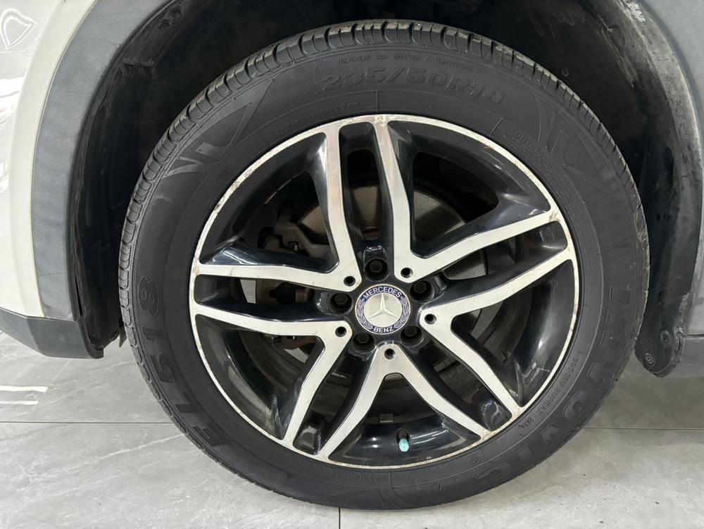 Mercedes-Benz Mercedes-Benz GLA