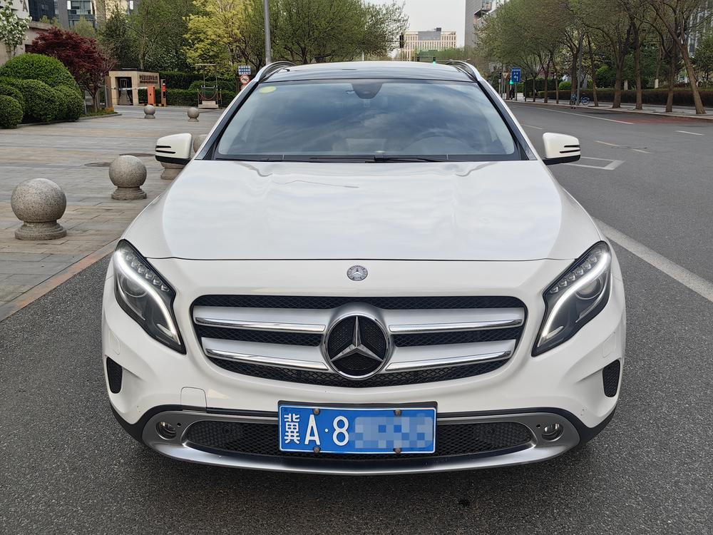 Mercedes-Benz Mercedes-Benz GLA