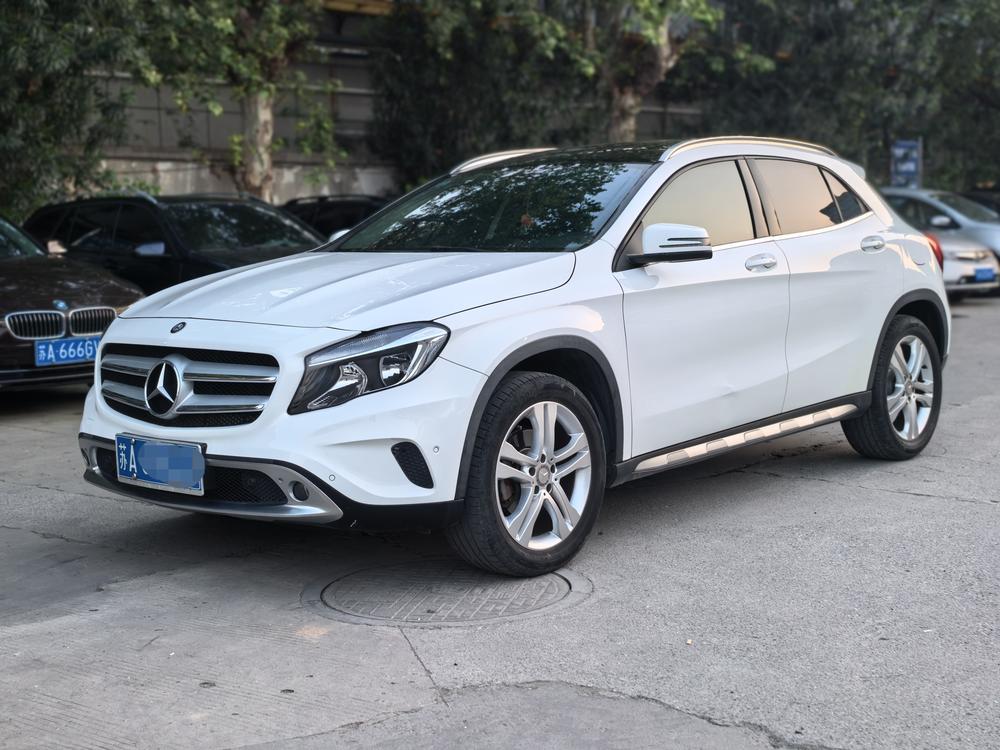 Mercedes-Benz Mercedes-Benz GLA