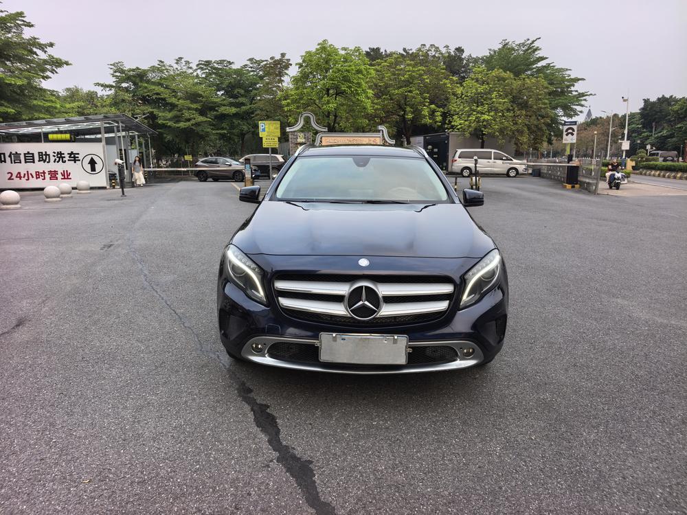 Mercedes-Benz Mercedes-Benz GLA