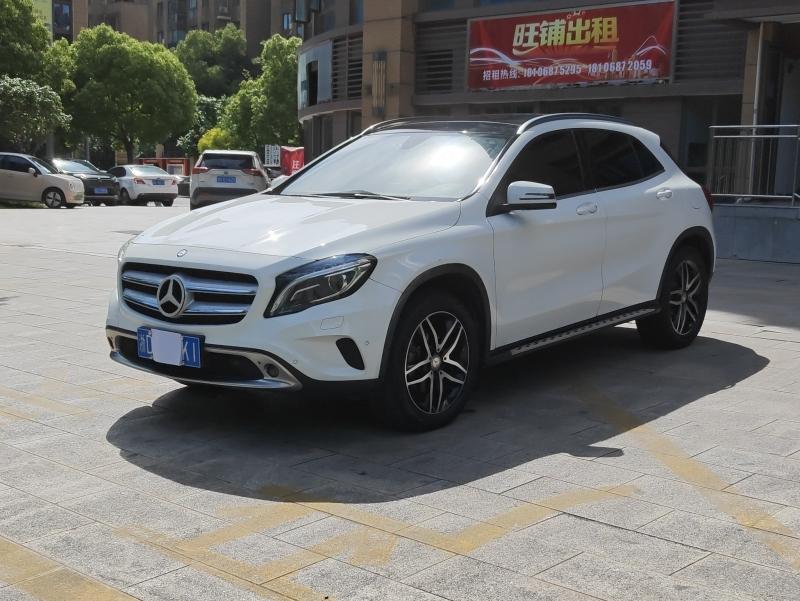 Mercedes-Benz Mercedes-Benz GLA
