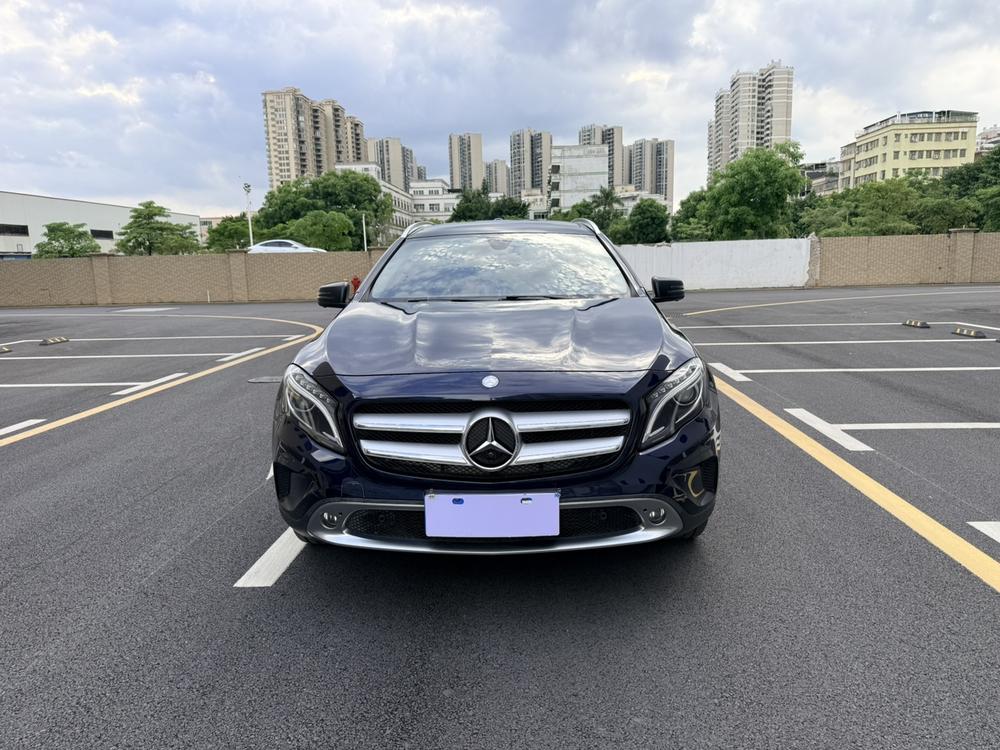 Mercedes-Benz Mercedes-Benz GLA