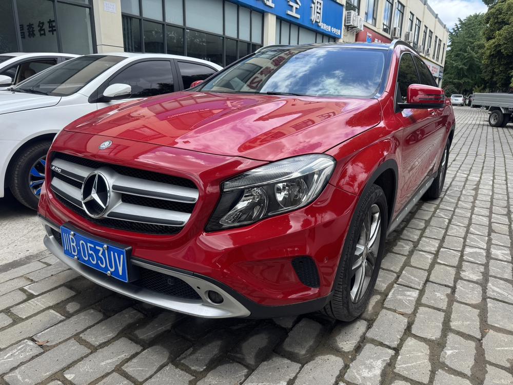 Mercedes-Benz Mercedes-Benz GLA