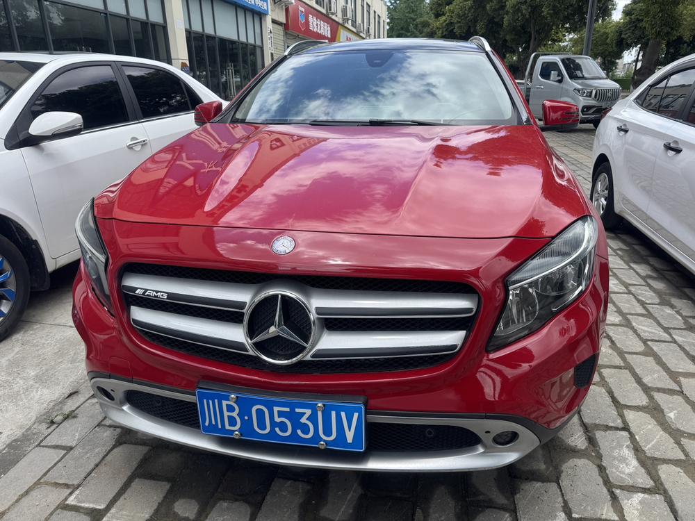 Mercedes-Benz Mercedes-Benz GLA
