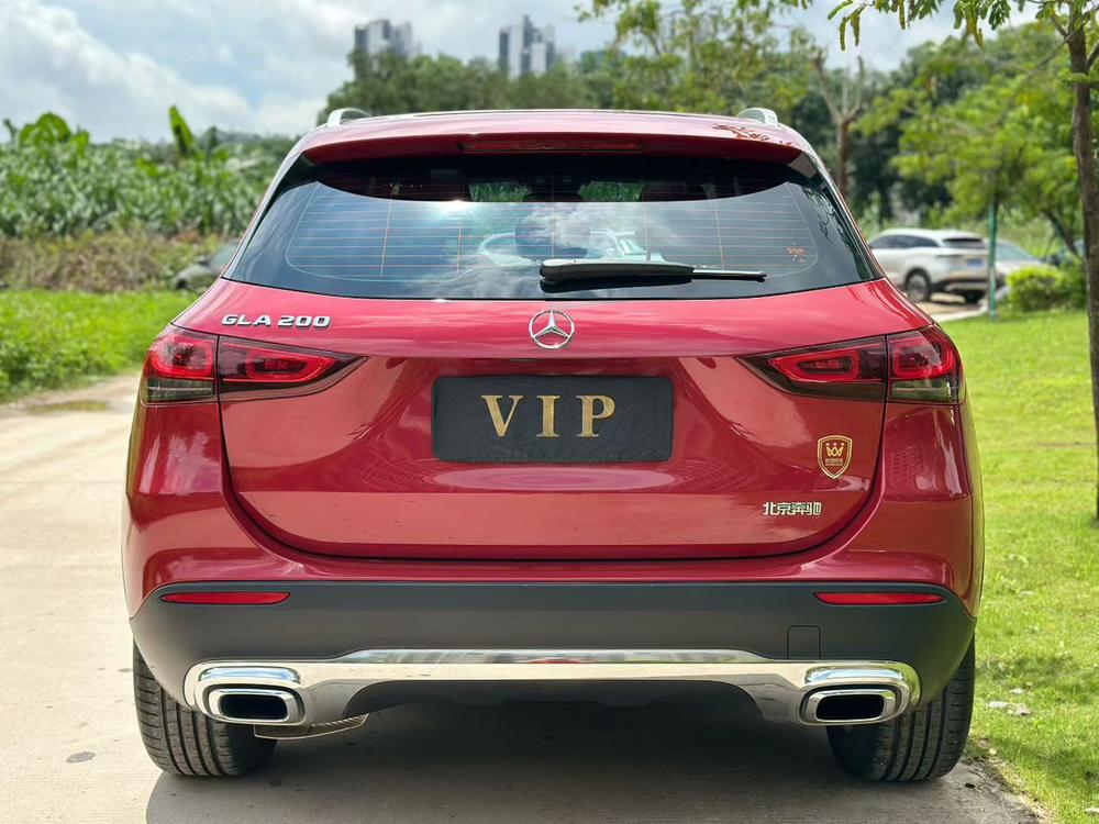 Mercedes-Benz Mercedes-Benz GLA