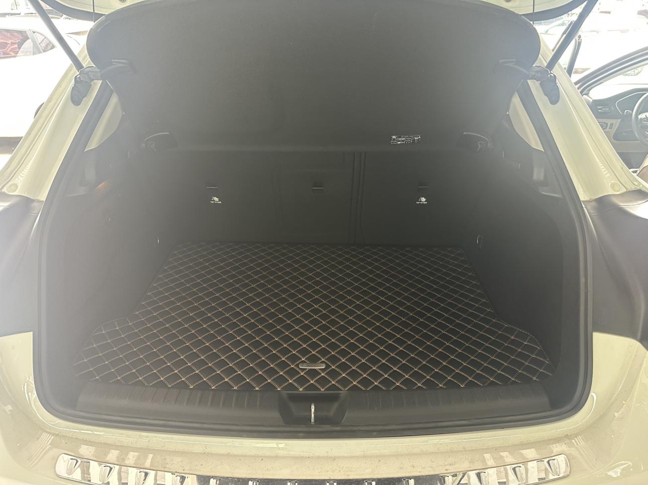Mercedes-Benz Mercedes-Benz GLA