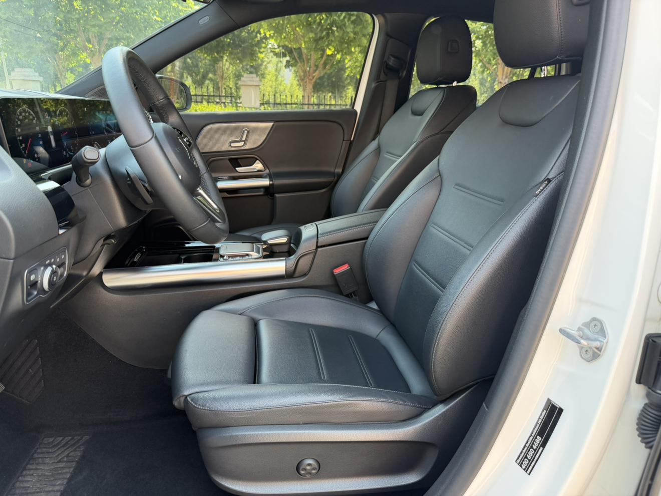 Mercedes-Benz Mercedes-Benz GLA