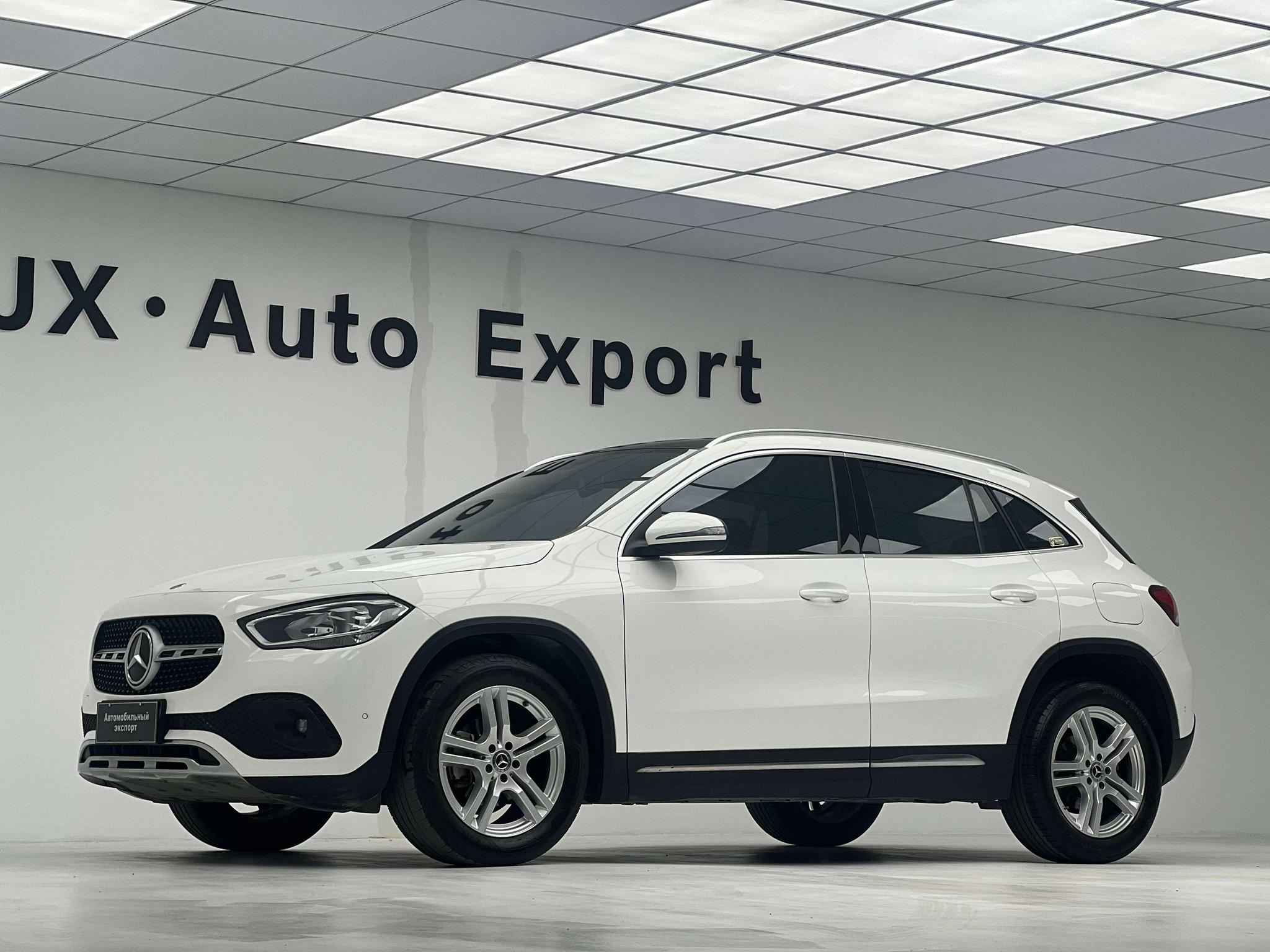 Mercedes-Benz Mercedes-Benz GLA