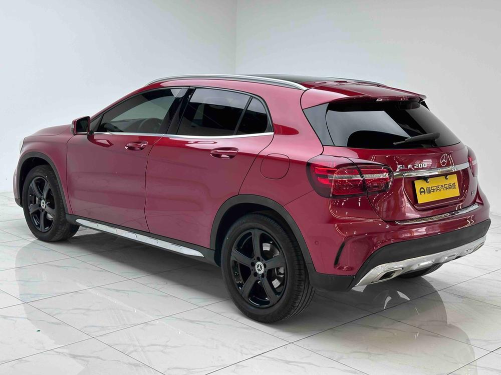 Mercedes-Benz Mercedes-Benz GLA