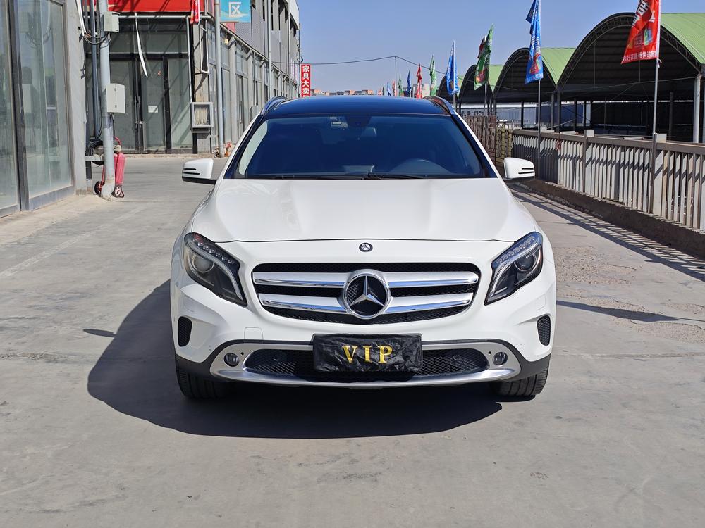 Mercedes-Benz Mercedes-Benz GLA