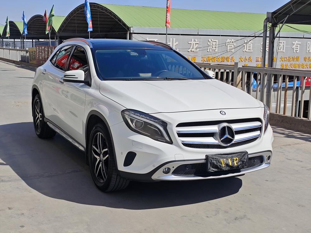 Mercedes-Benz Mercedes-Benz GLA