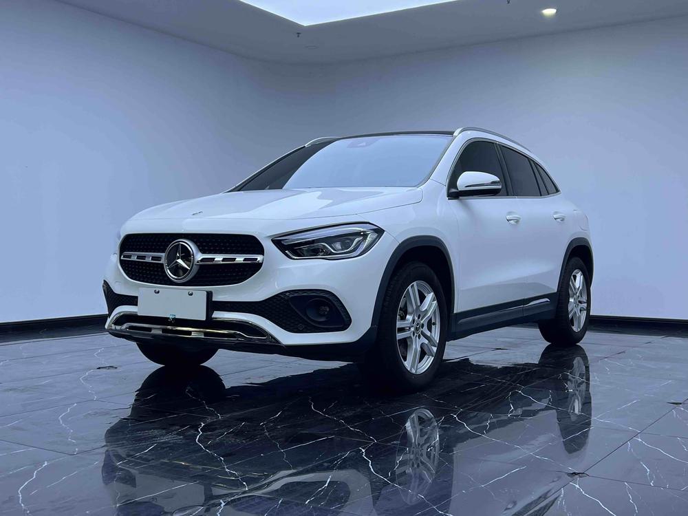 Mercedes-Benz Mercedes-Benz GLA