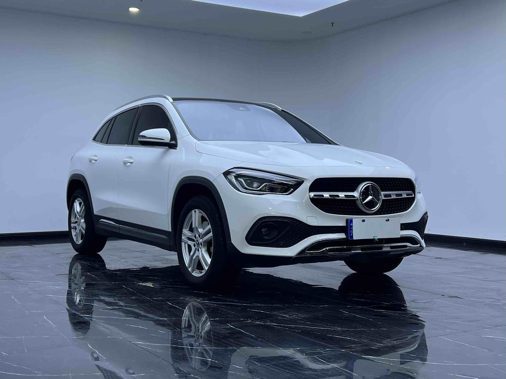 Mercedes-Benz Mercedes-Benz GLA