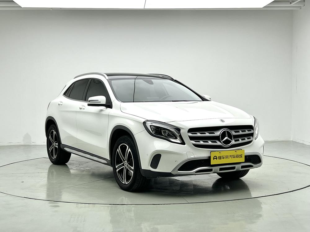 Mercedes-Benz Mercedes-Benz GLA